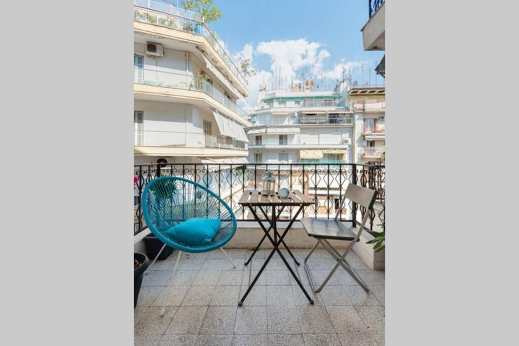 The Wall Downtown Apartment Thessaloniki